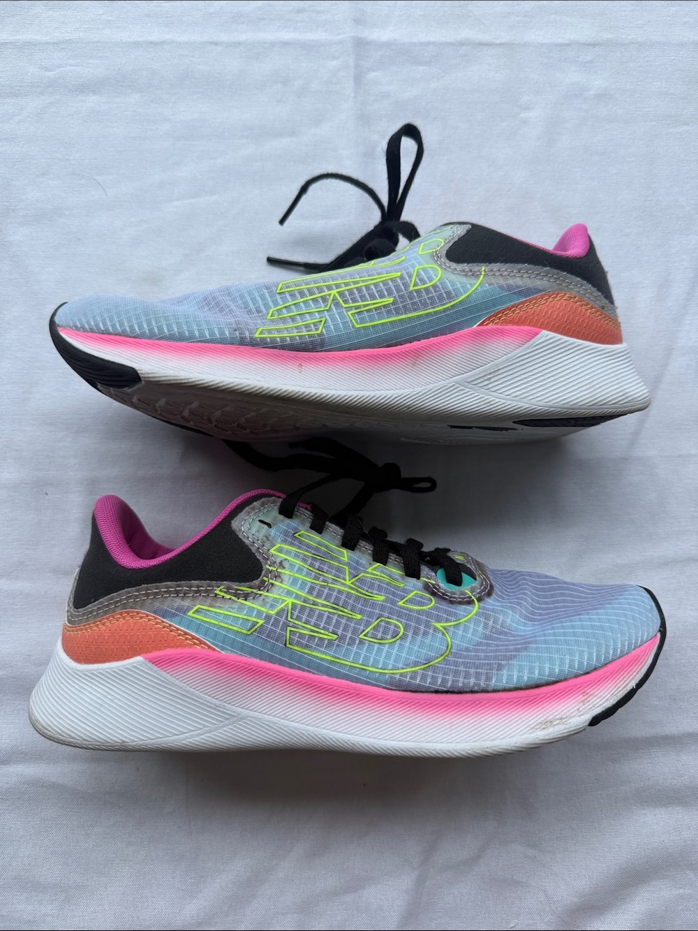 New Balance Dynasoft Lightweight Women's Running Sneakers in Pink & Gray